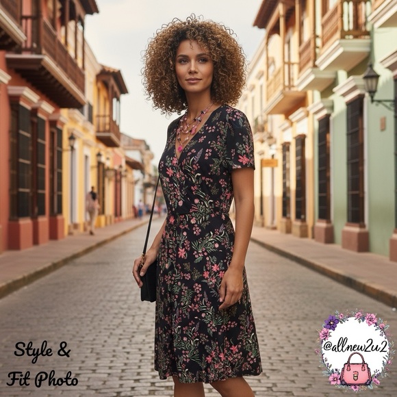 • New Rachel Zoe Black Floral Print Wrap Dress Vneck Lined Size Large - Picture 2 of 13